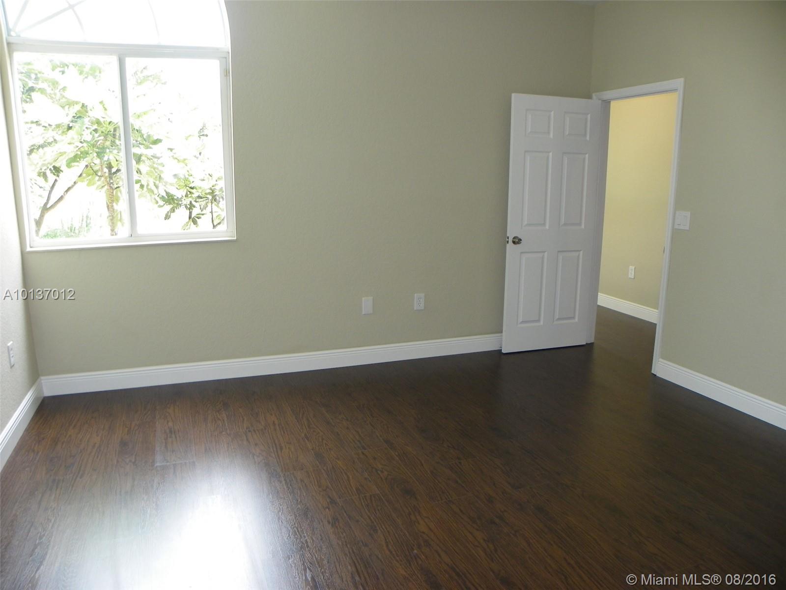 Madison Lakes - Residential