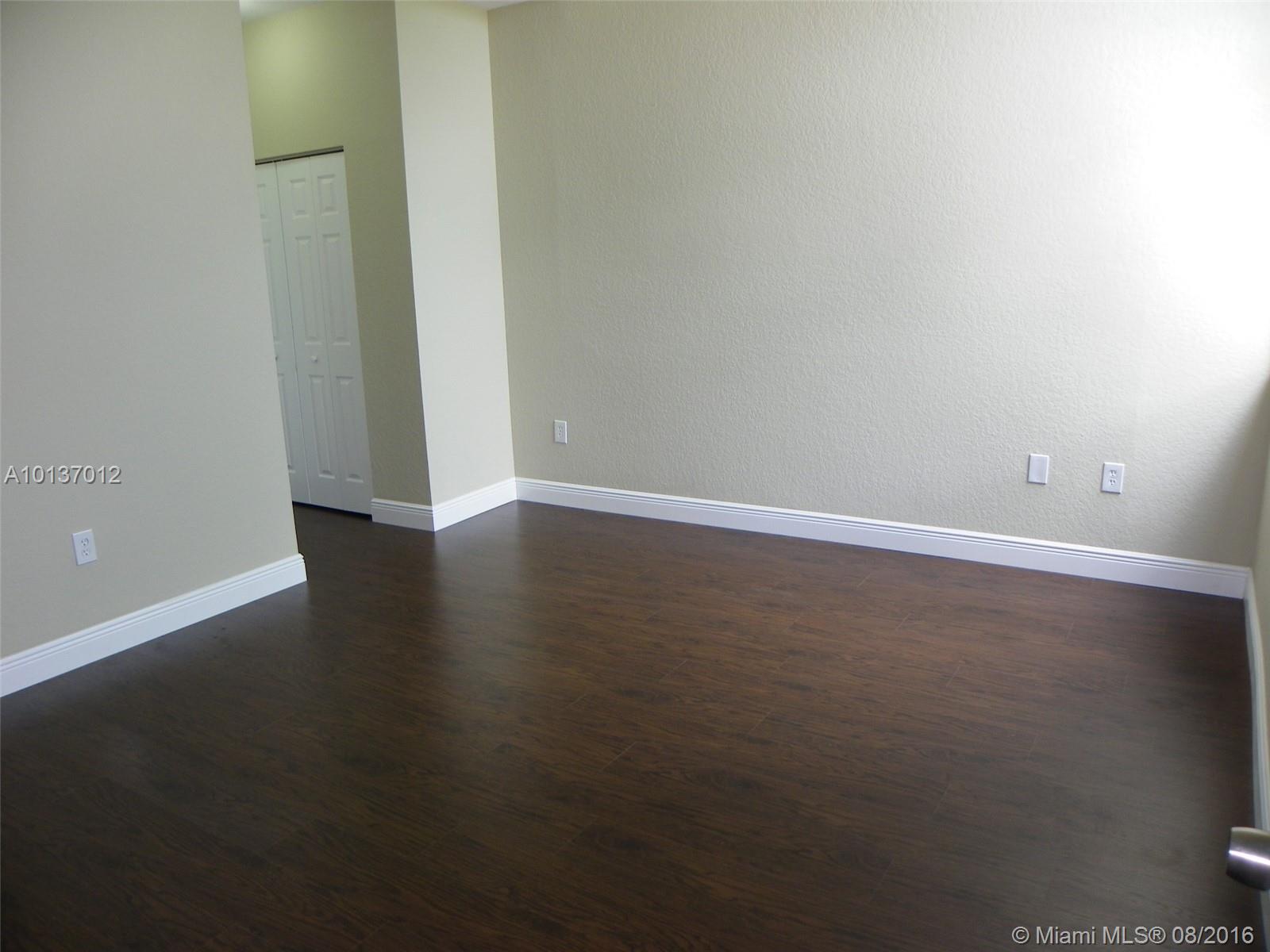 Madison Lakes - Residential