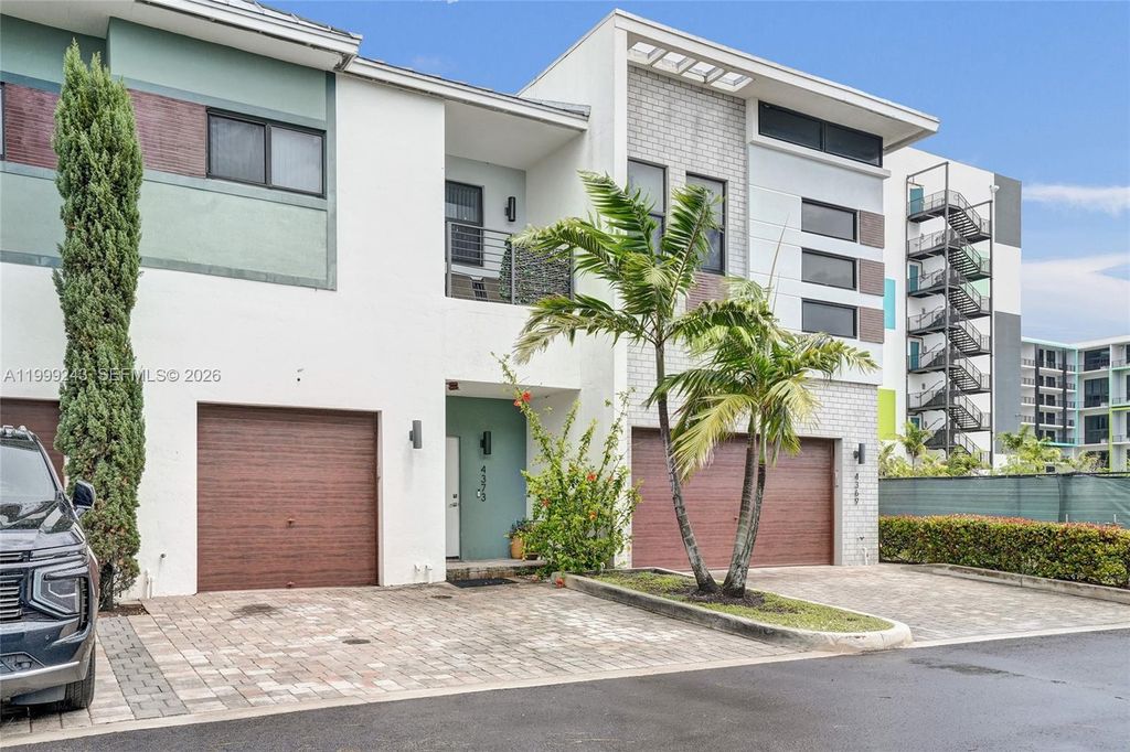 Photo of 4373 NW 9th St, Plantation, FL 33317 (MLS # A11999243)