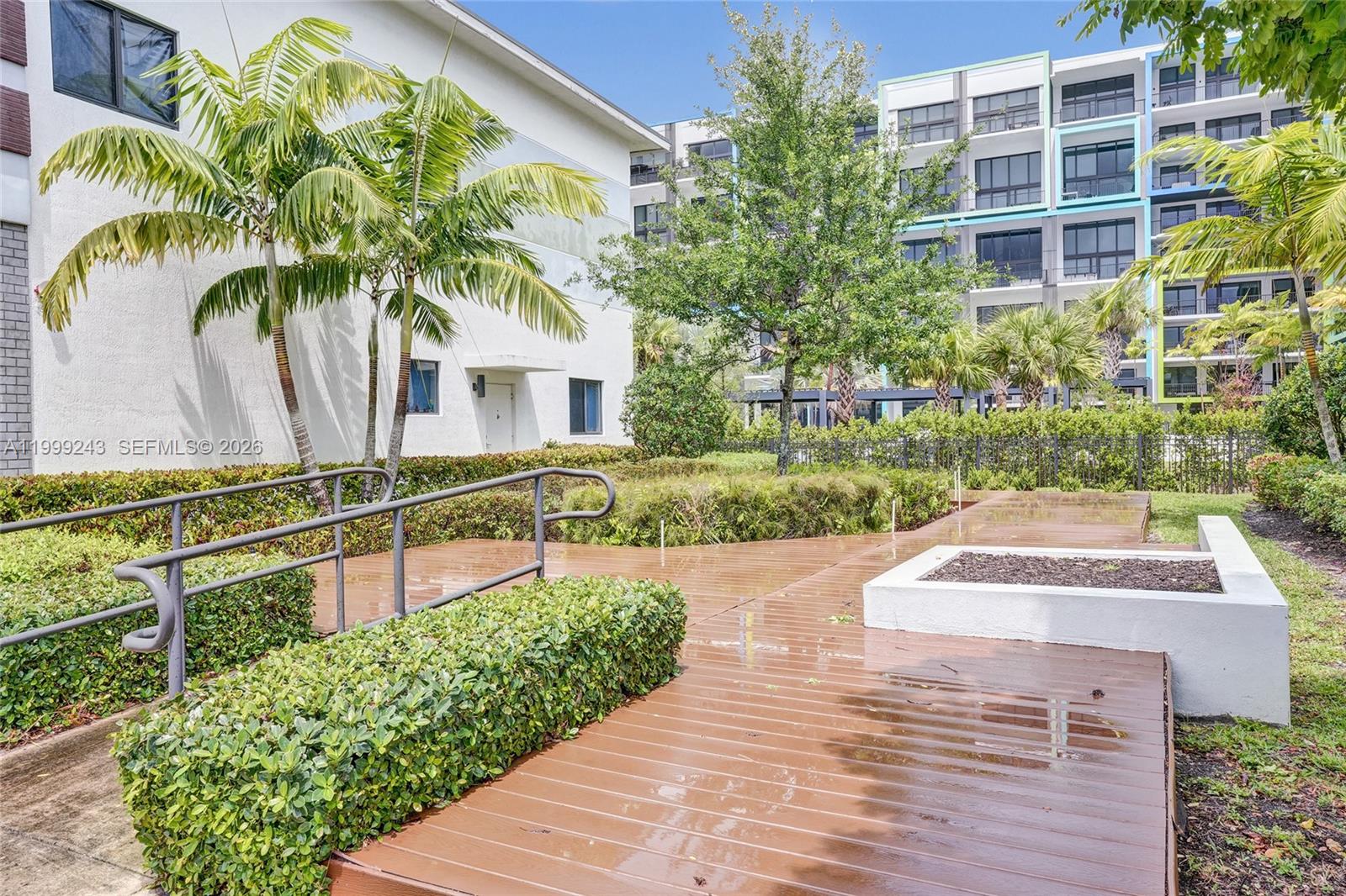 PLANTATION BUSINESS PARK - Residential