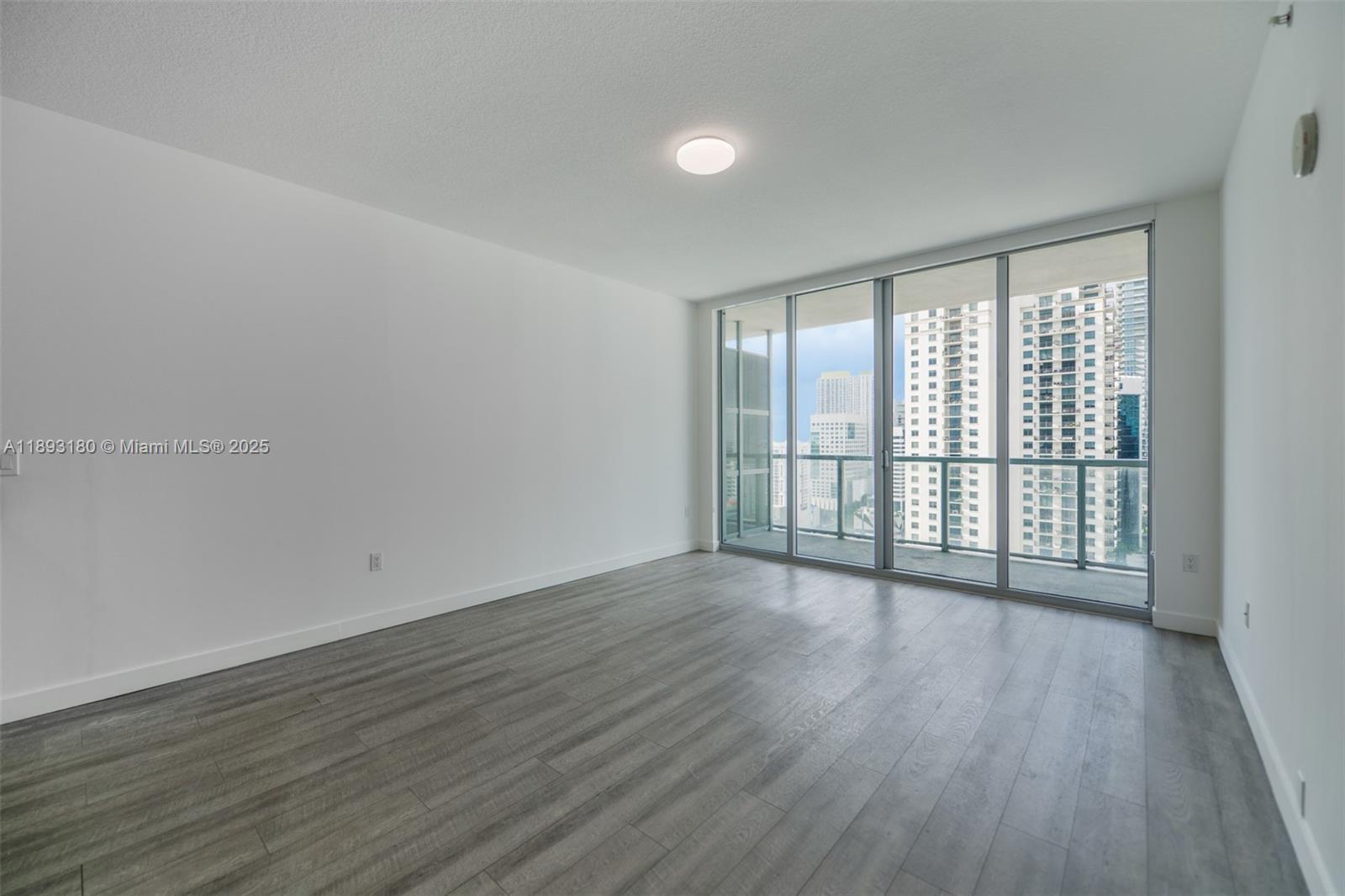 THE AXIS ON BRICKELL II C - Residential