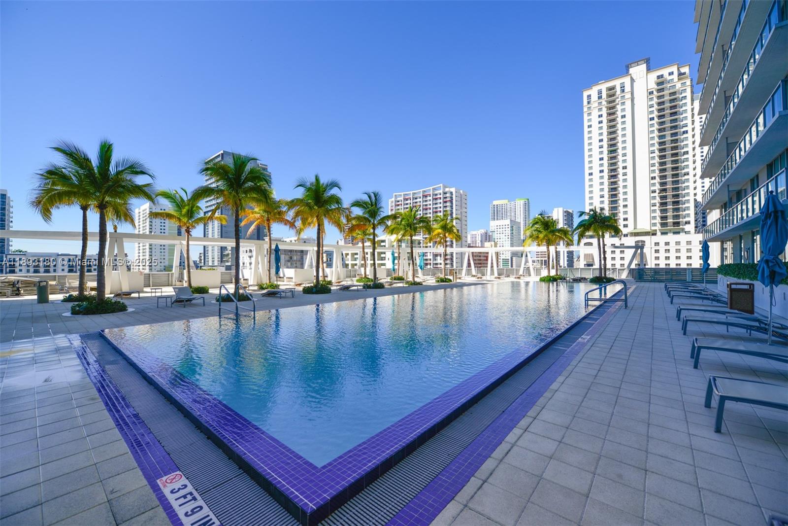 THE AXIS ON BRICKELL II C - Residential