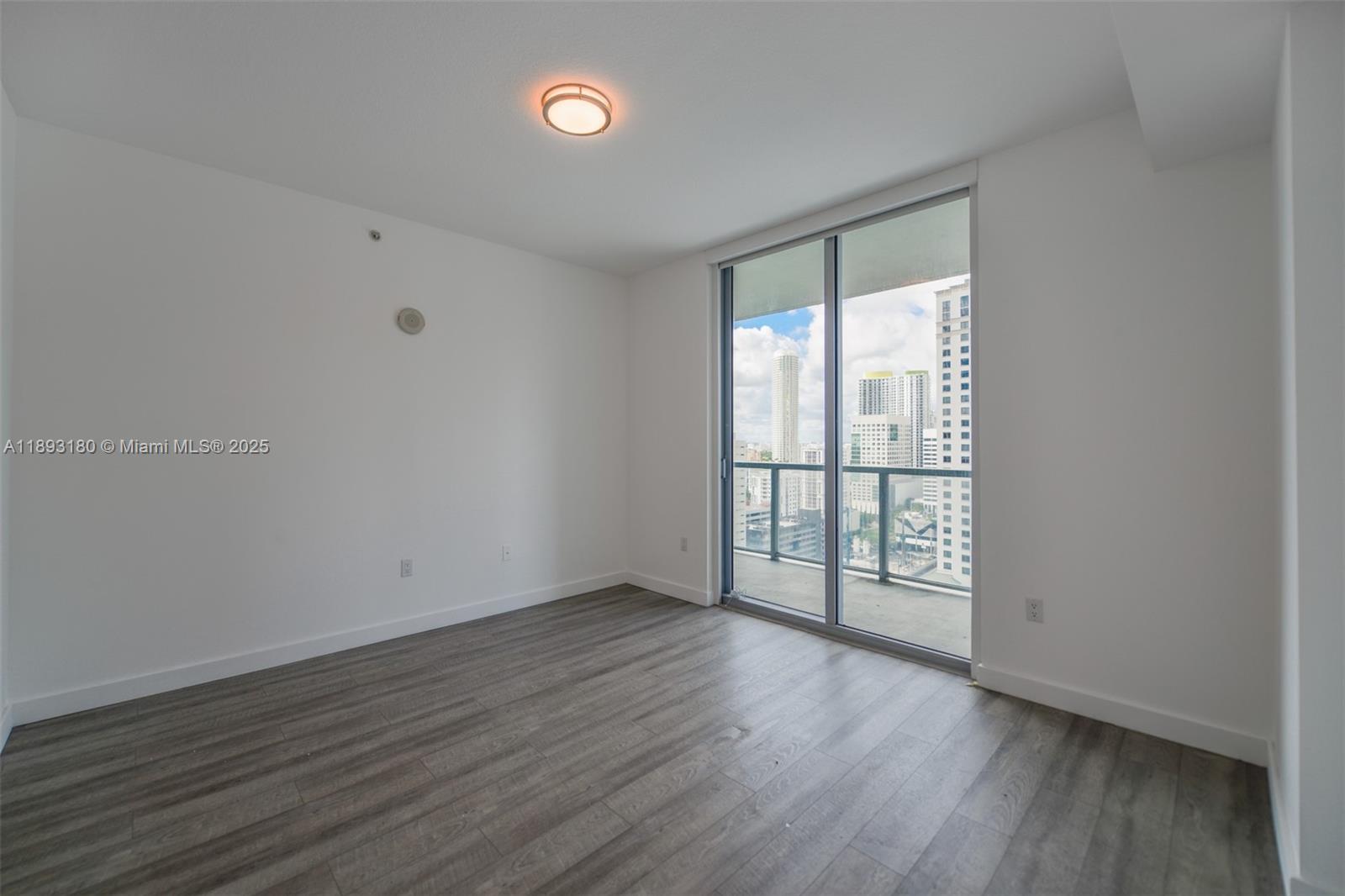 THE AXIS ON BRICKELL II C - Residential