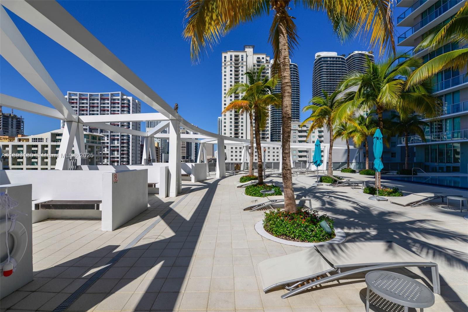 THE AXIS ON BRICKELL II C - Residential