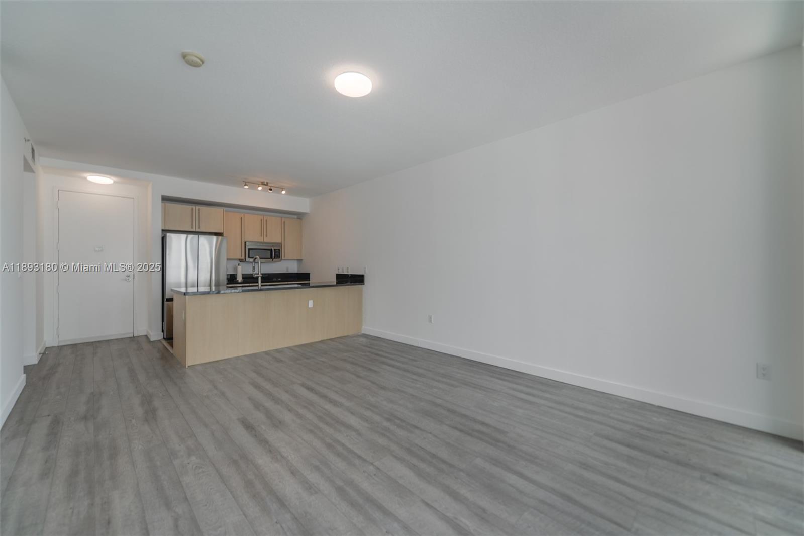 THE AXIS ON BRICKELL II C - Residential
