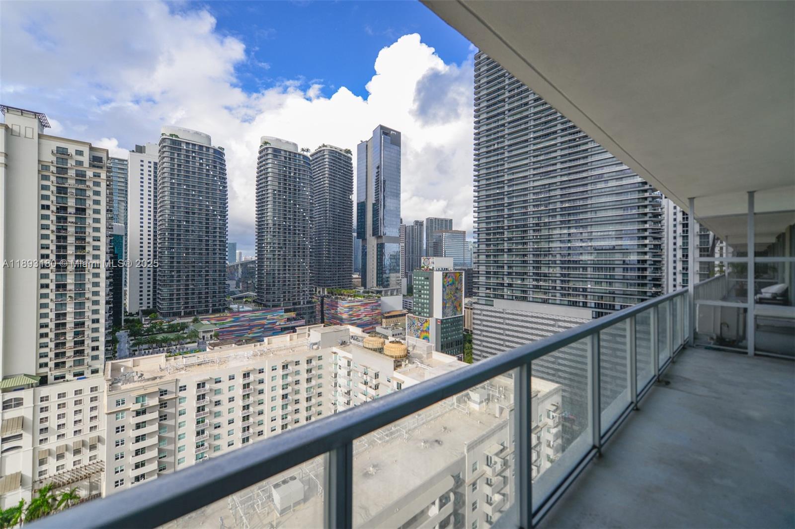 THE AXIS ON BRICKELL II C - Residential