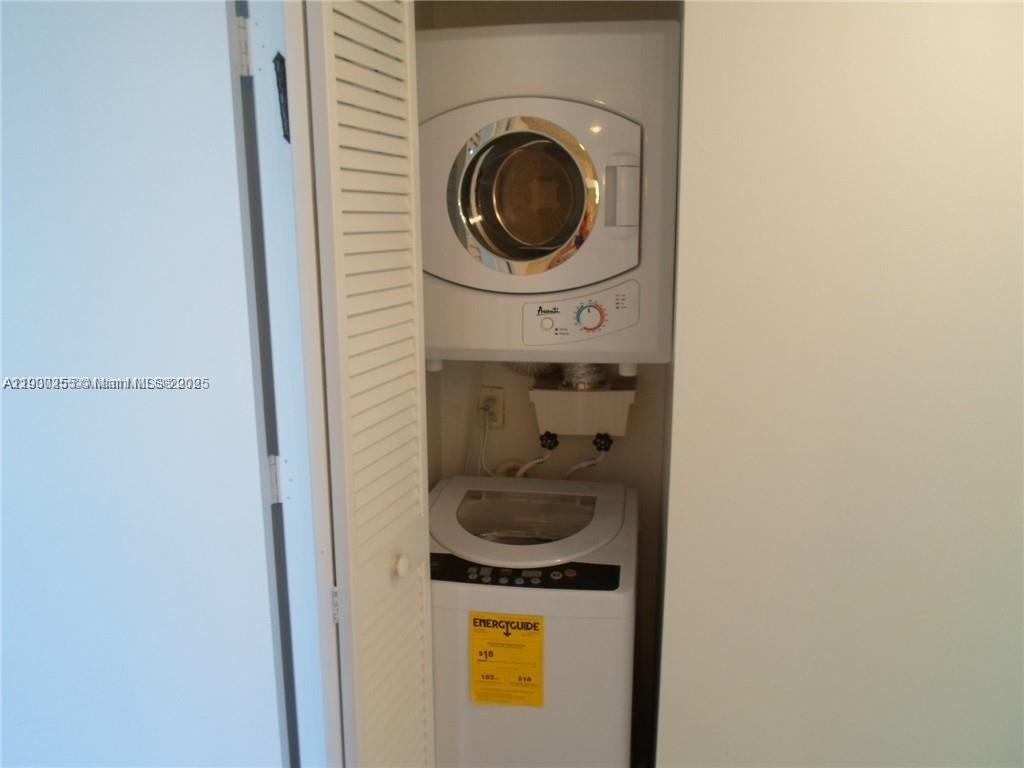 DELVISTA TOWERS CONDO - Residential Lease