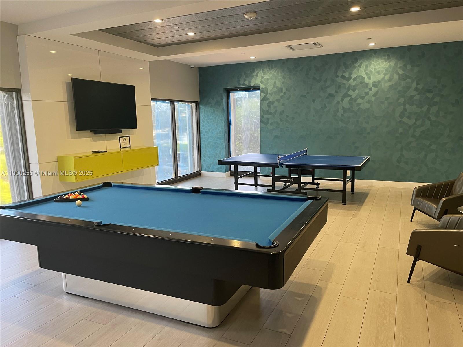 DELVISTA TOWERS CONDO - Residential Lease