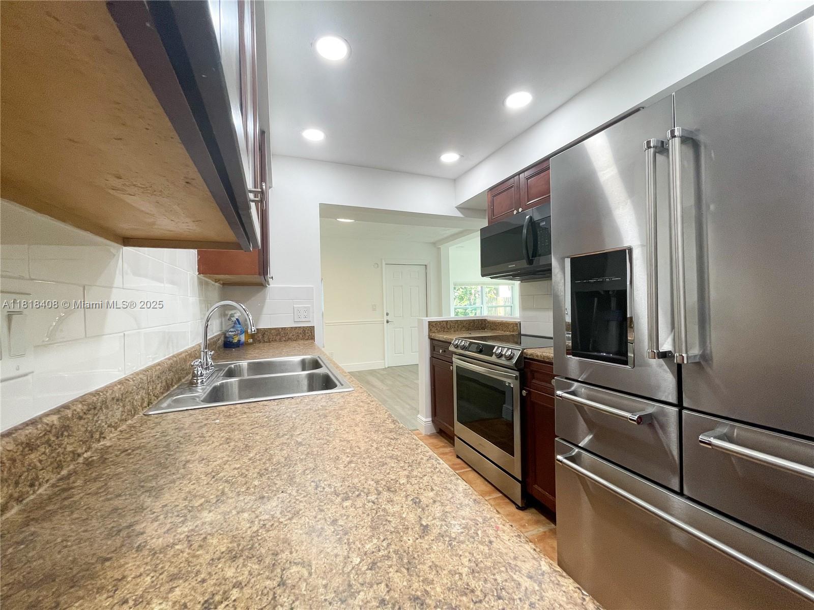 HEATHGATE 3RD ADD - Residential Lease