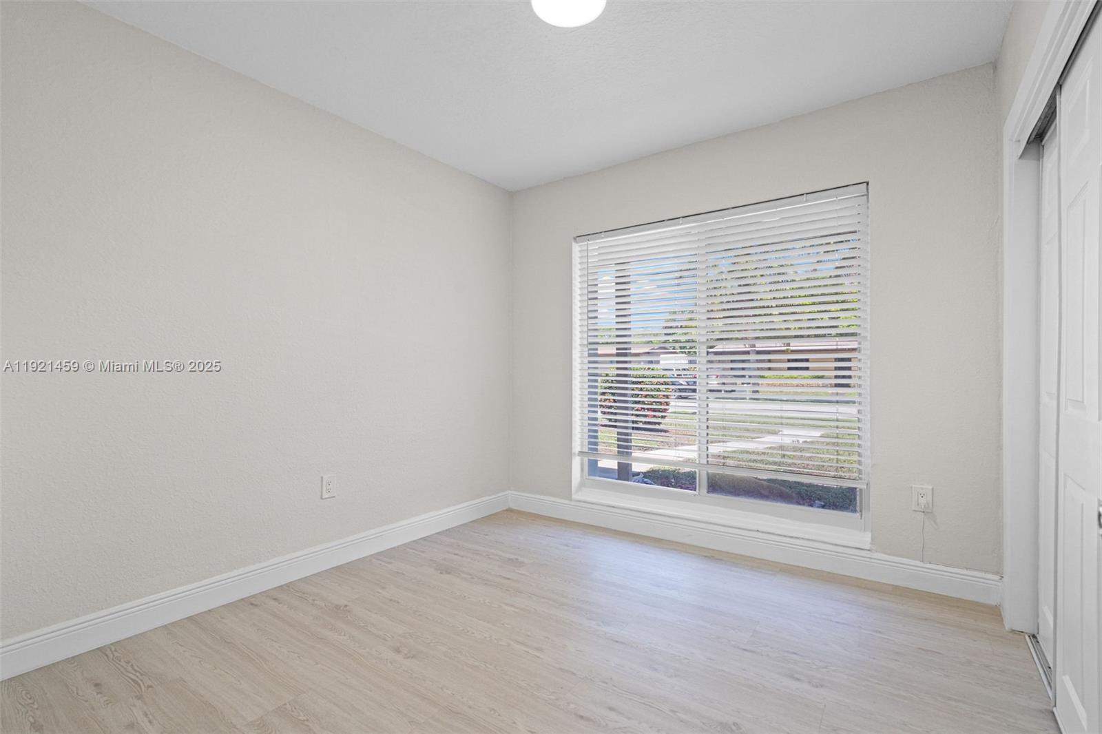 BROWARDALE - Residential