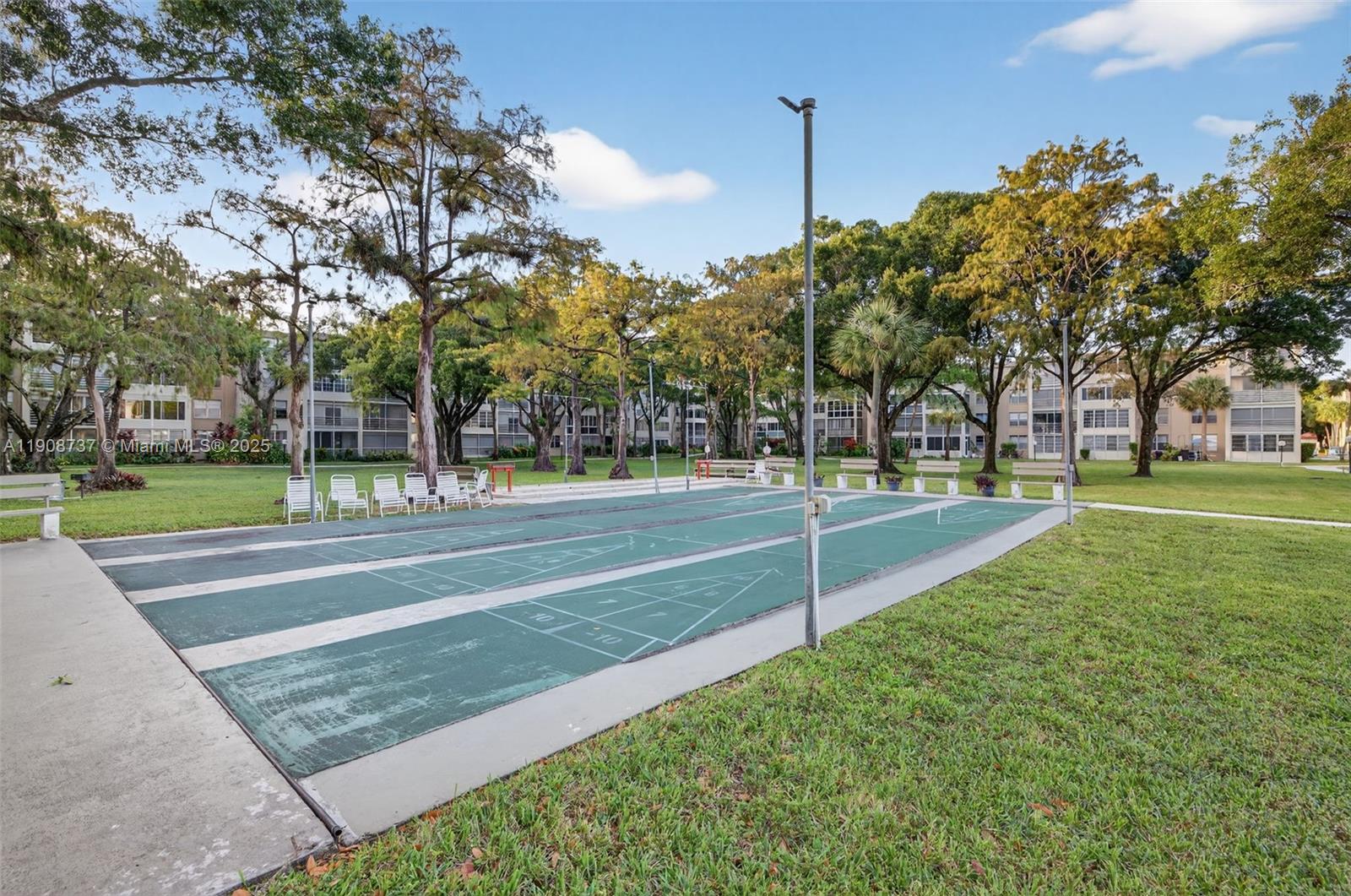 CYPRESS CHASE CONDO NO 2 - Residential