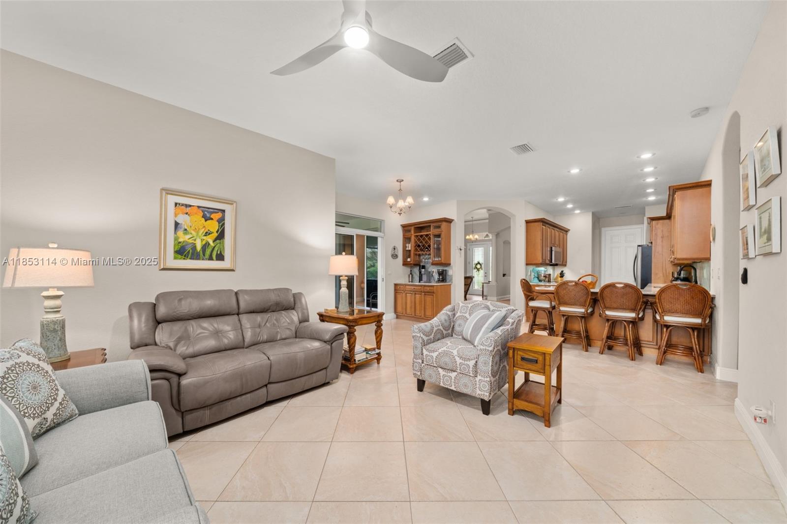 Sun N Lake - Residential