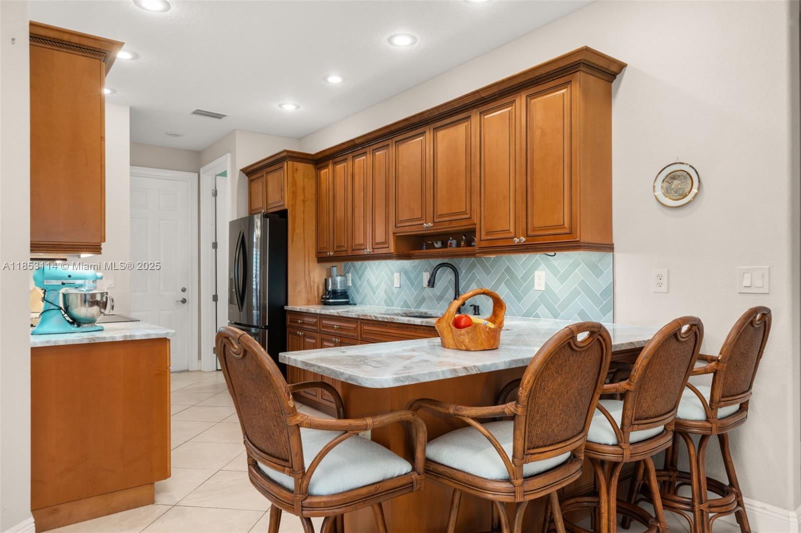 Sun N Lake - Residential