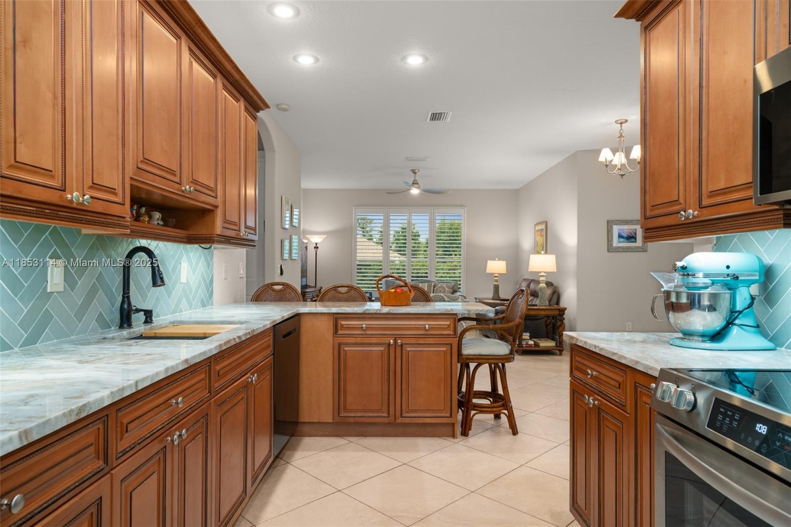 Sun N Lake - Residential