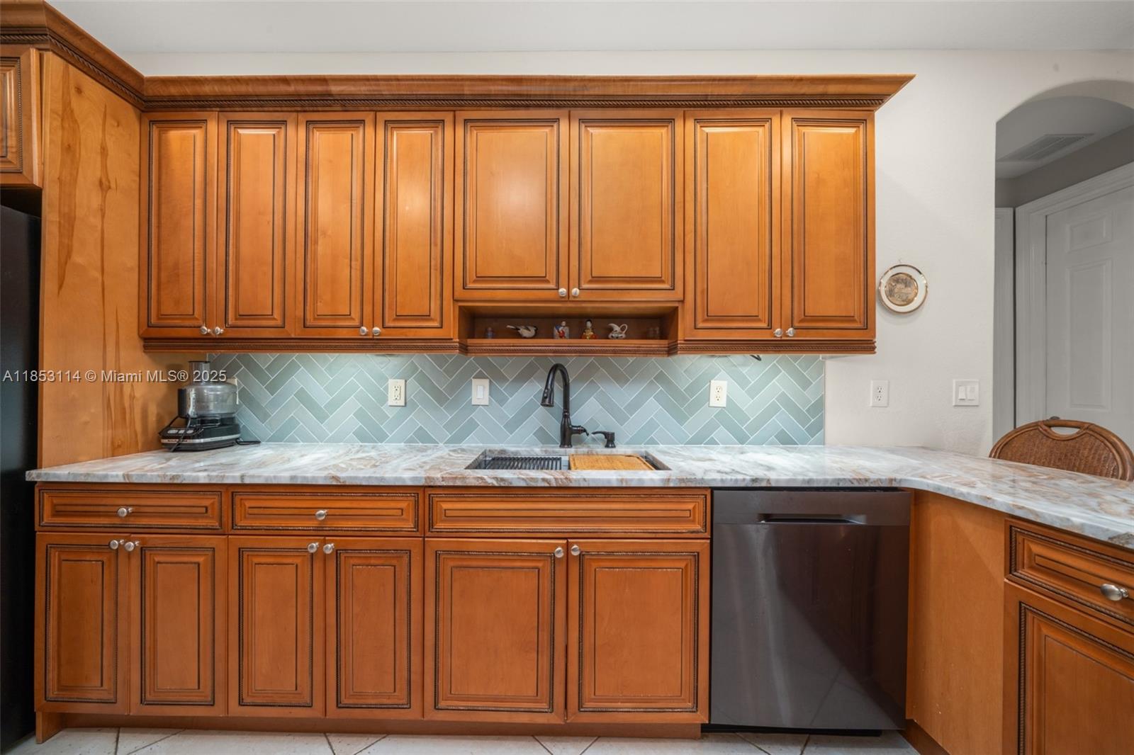 Sun N Lake - Residential