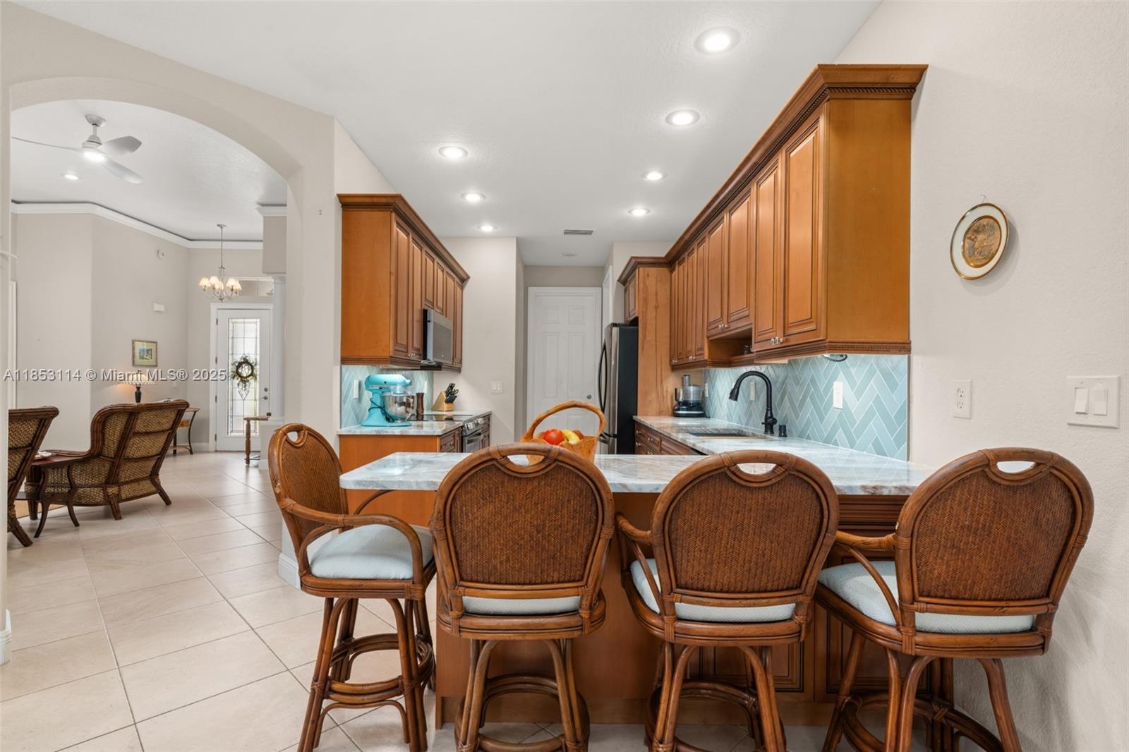 Sun N Lake - Residential