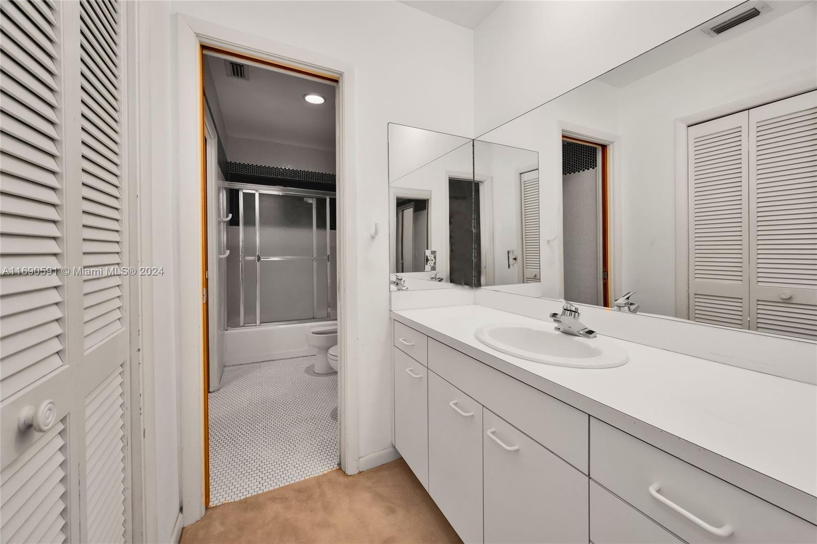 HAMMOCK OAKS HARBOR SEC 2 - Residential