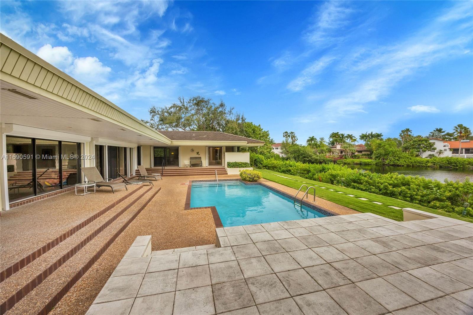 HAMMOCK OAKS HARBOR SEC 2 - Residential