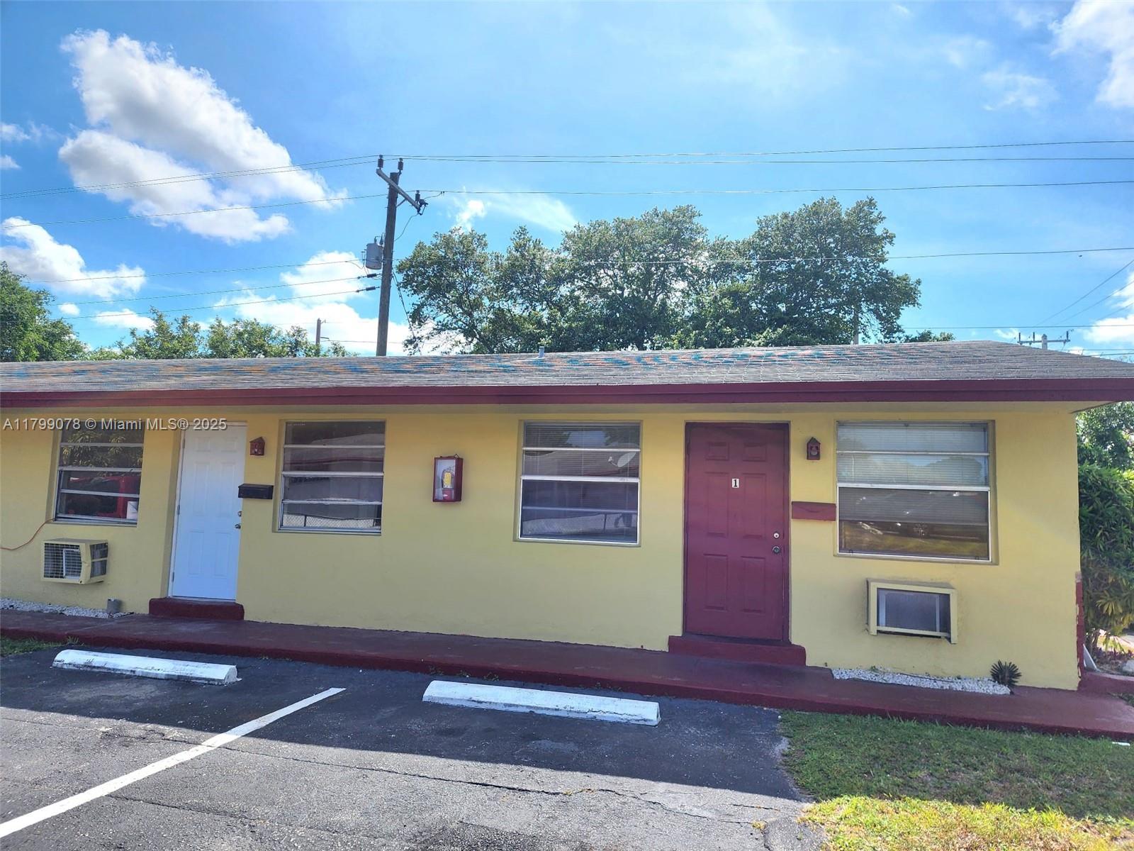 5926 Sw 26th St 2, West Park, Broward County, Florida - 1 Bedrooms  
1 Bathrooms - 