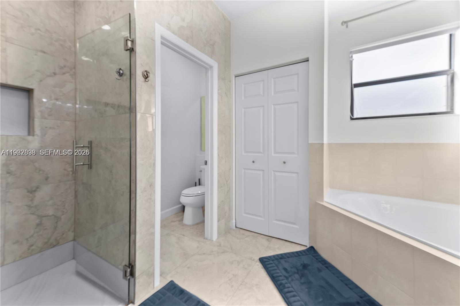 BAYWINDS OF DOMINICA AND - Residential Lease