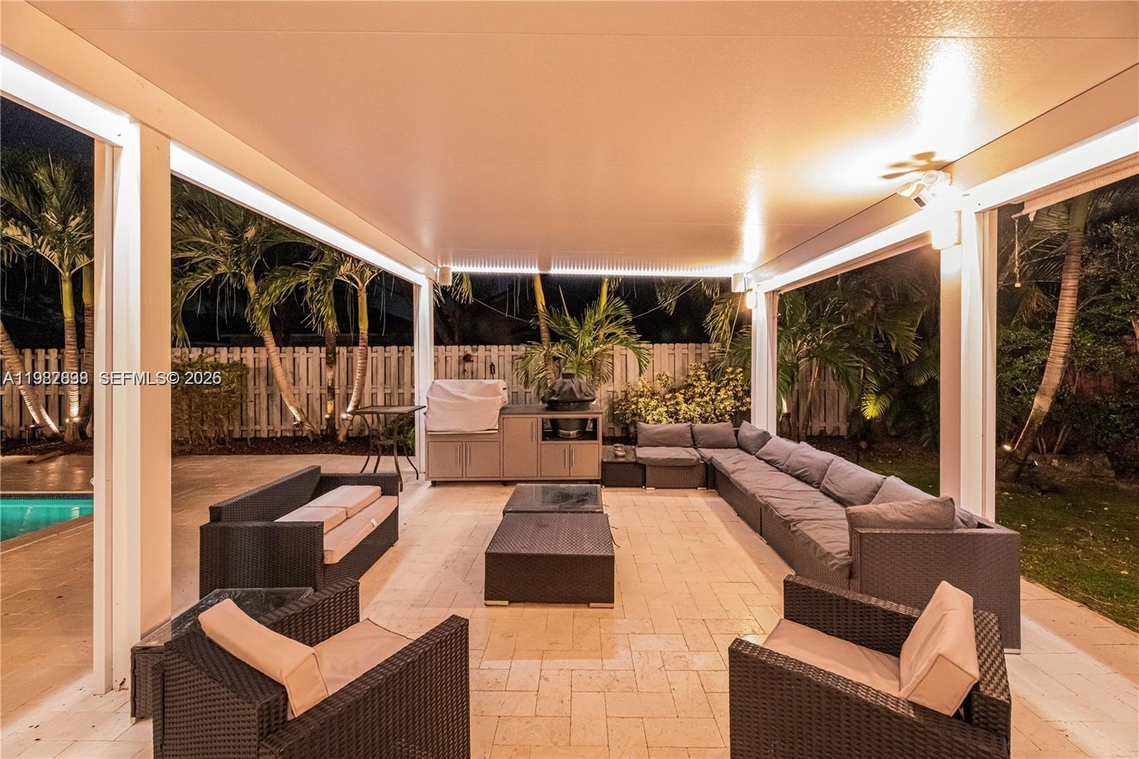 BAYWINDS OF DOMINICA AND - Residential Lease