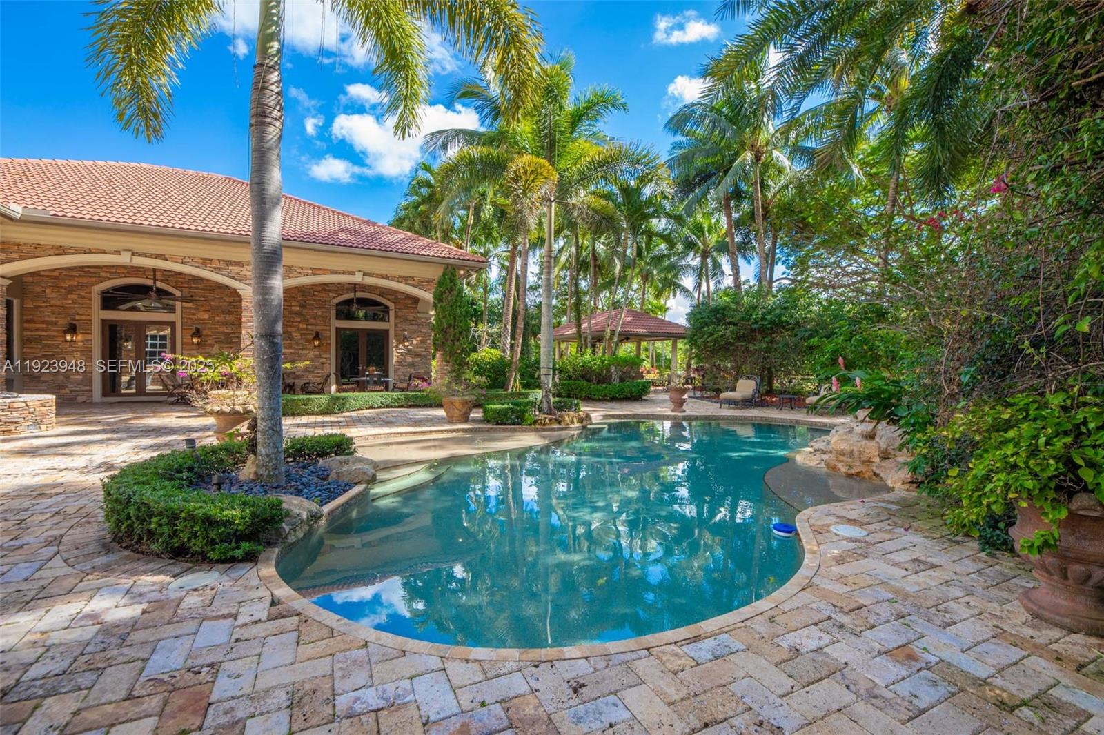 LANDMARK RANCH ESTATES - Residential