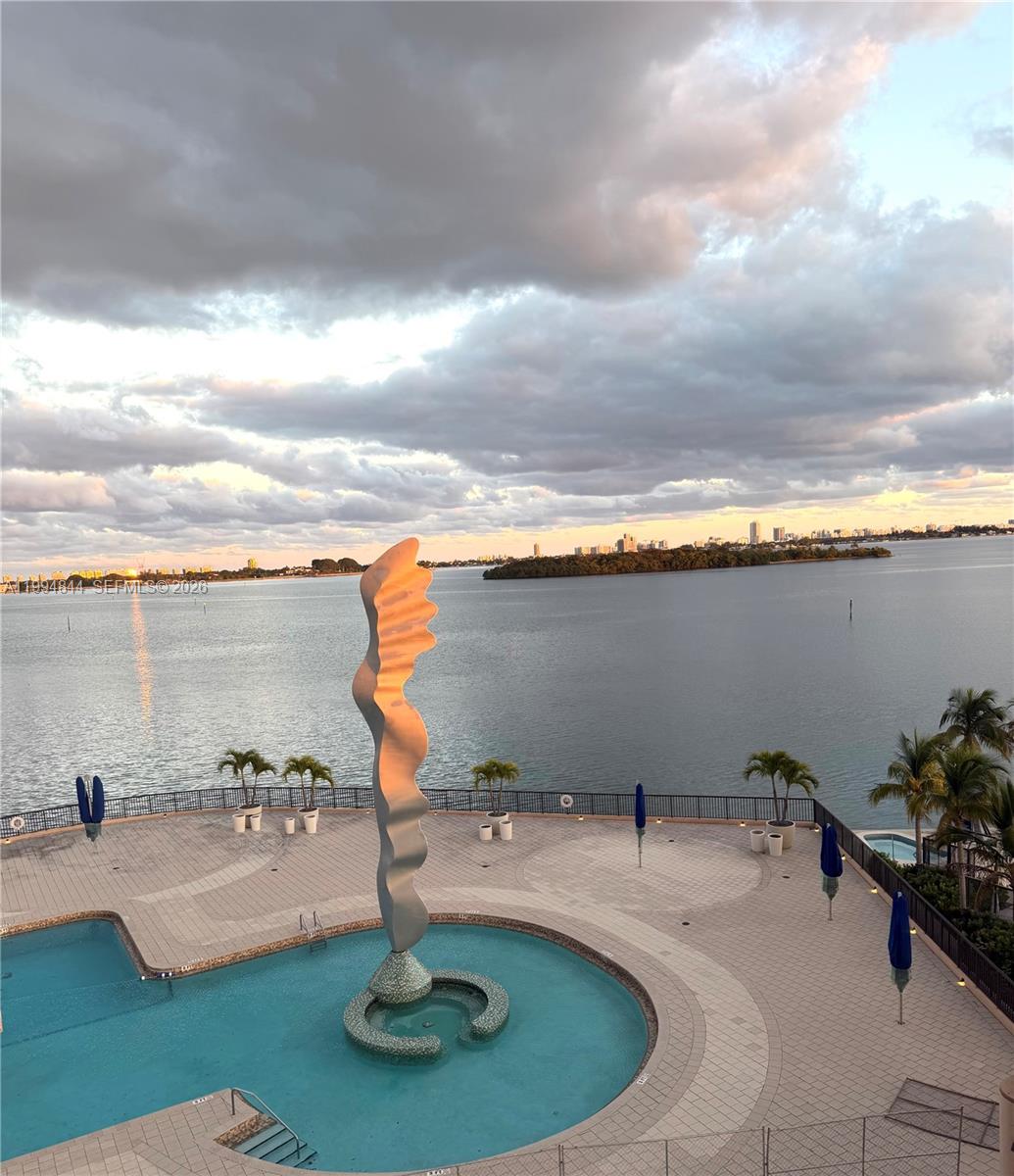 Cricket Club Condo - Residential