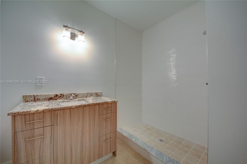 Photo of 709 SW 3rd St, Dania Beach, FL 33004 (MLS # A11948198)