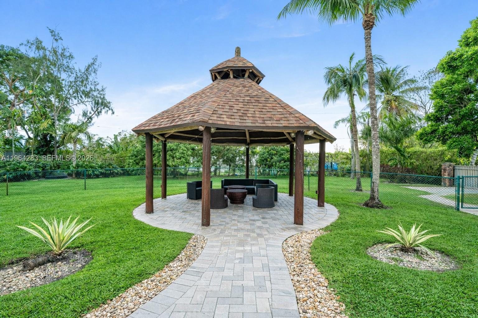 BIRD ROAD FARMSITES - Residential