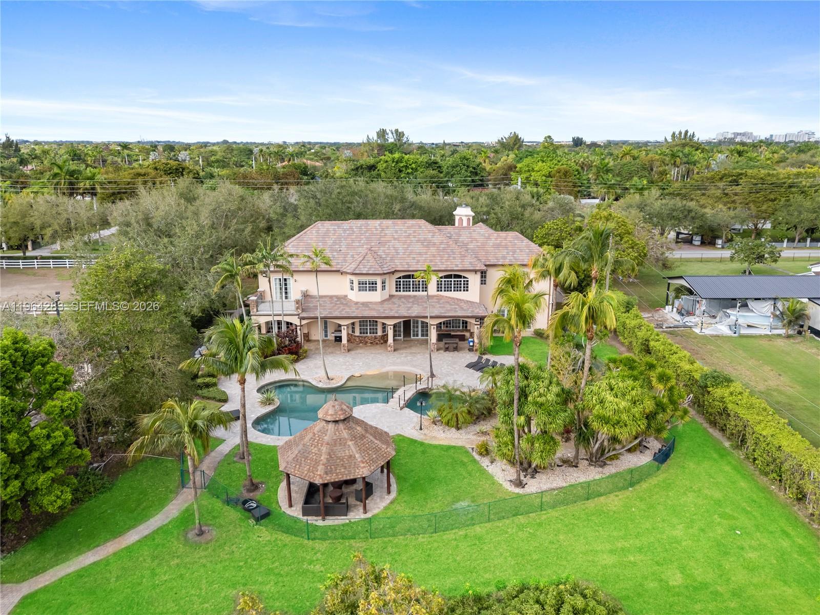 BIRD ROAD FARMSITES - Residential