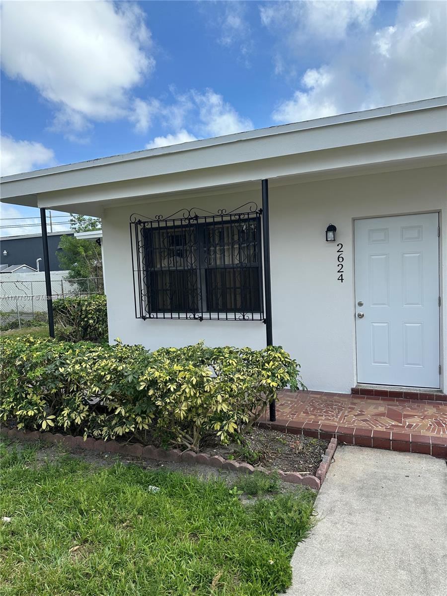 Rental Property at 2624 Nw 24th St Back, Miami, Broward County, Florida - Bedrooms: 2 
Bathrooms: 1  - $2,100 MO.