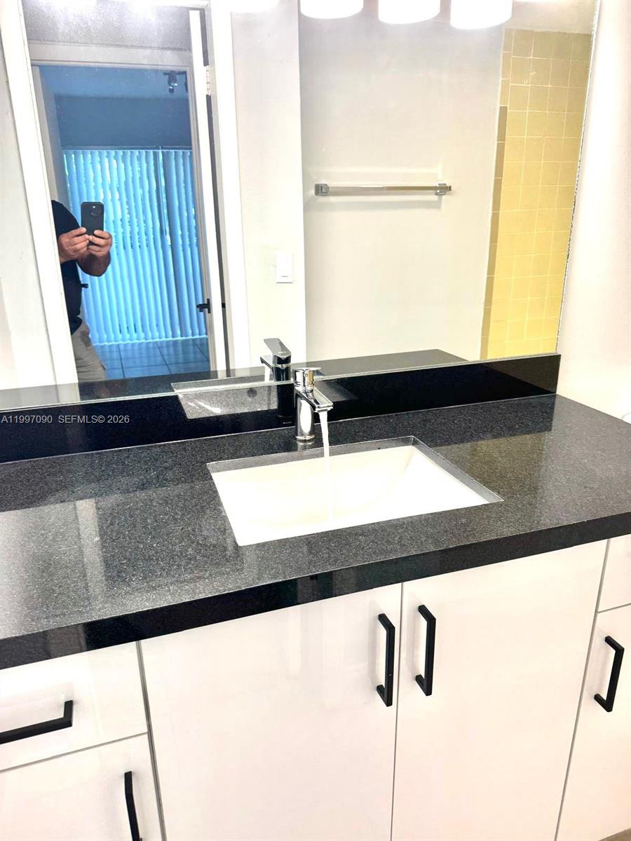 SUNRISE NO 2 CONDO - Residential Lease