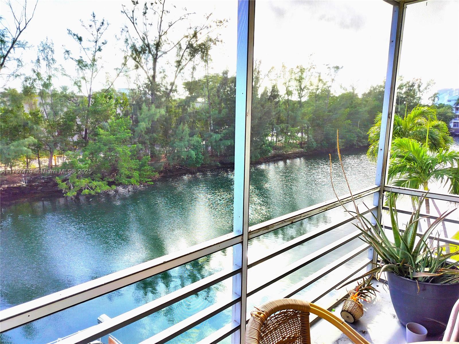 Property for Sale at 3660 Ne 166th St 302, North Miami Beach, Miami-Dade County, Florida - Bedrooms: 2 
Bathrooms: 2  - $250,000