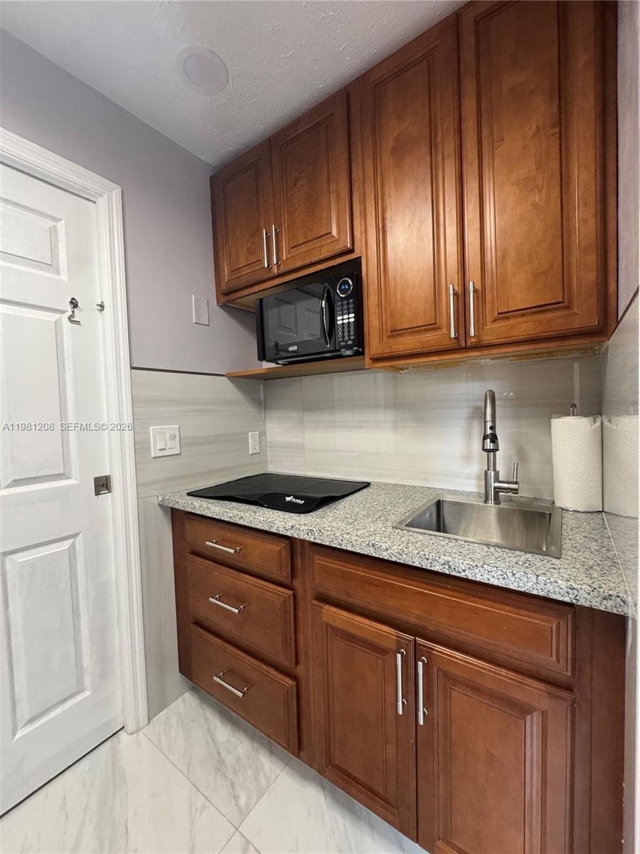 LAUDERDALE LAKES NORTH GA - Residential Lease