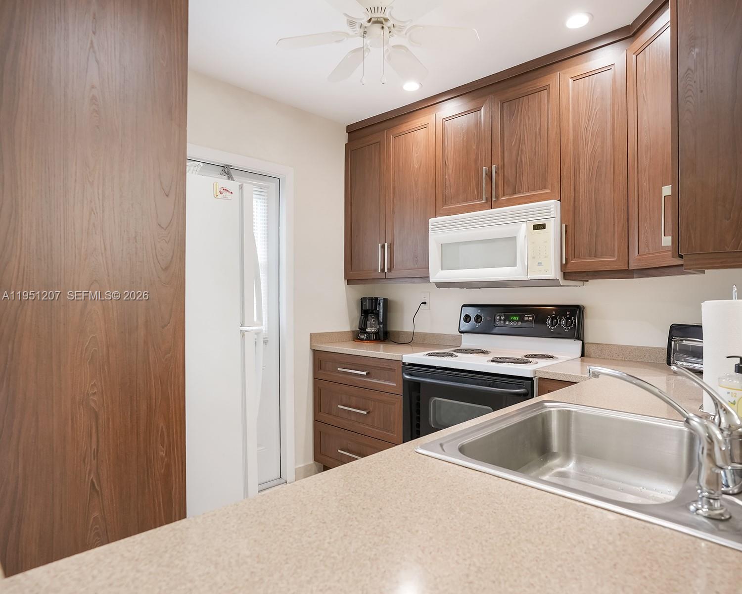 Hawaiian Gardens - Residential