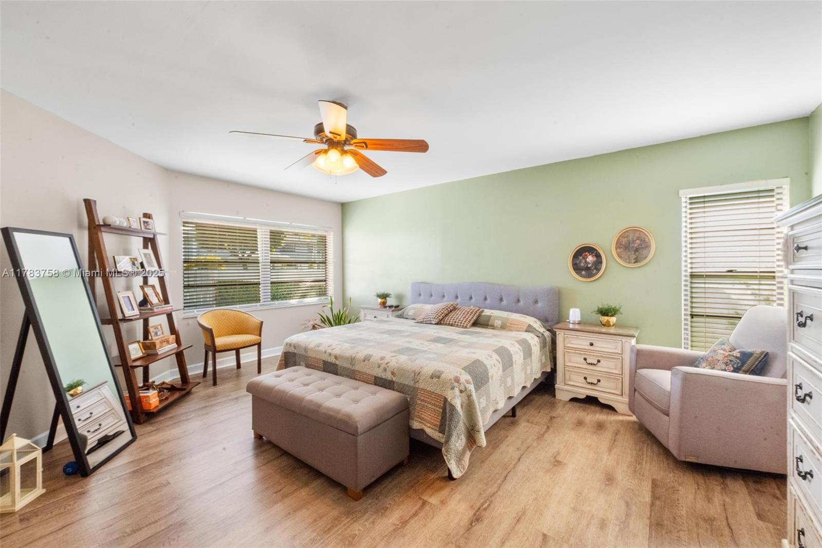 THE TOWNHOMES OF DORAL OA - Residential