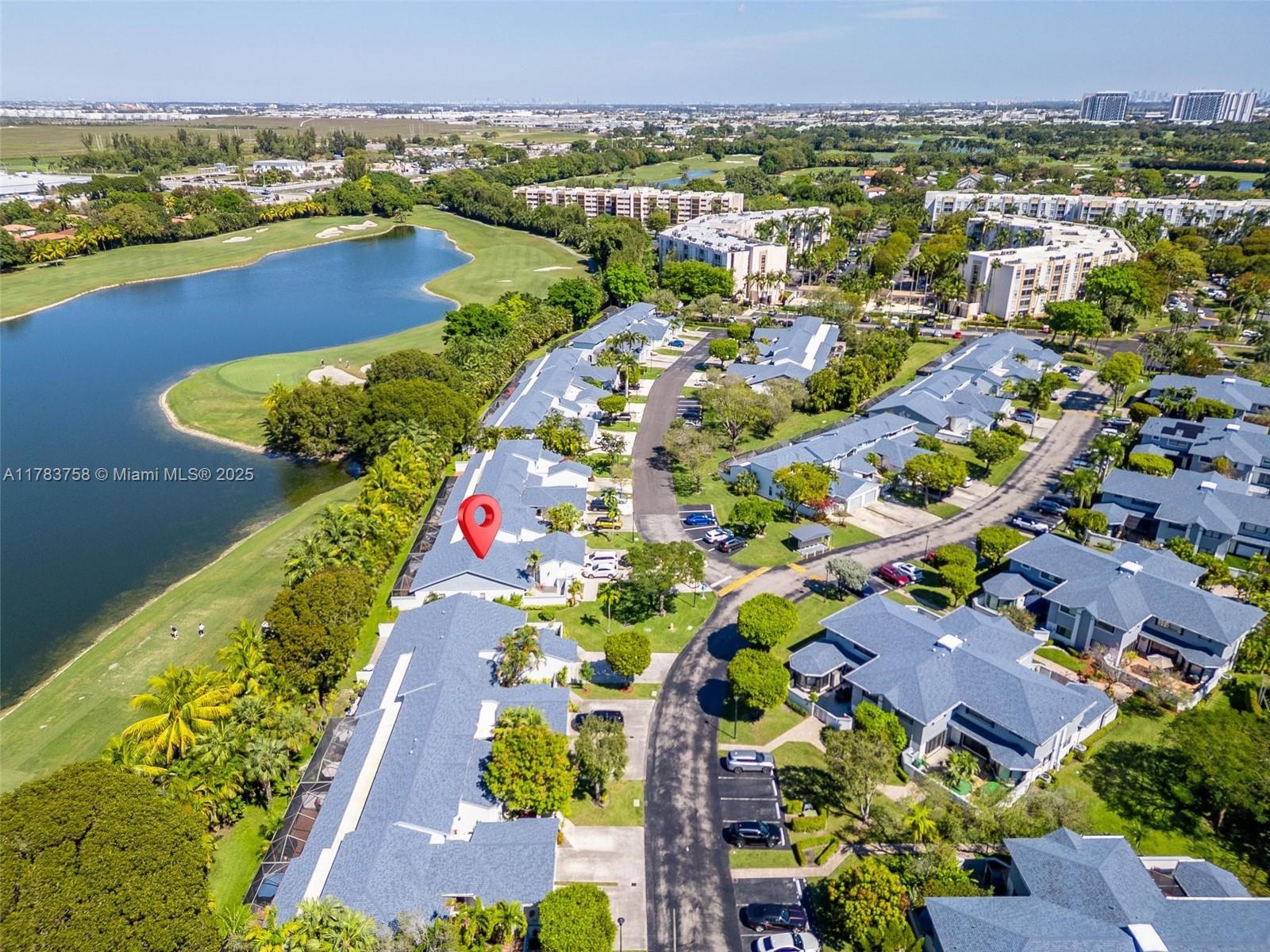 THE TOWNHOMES OF DORAL OA - Residential