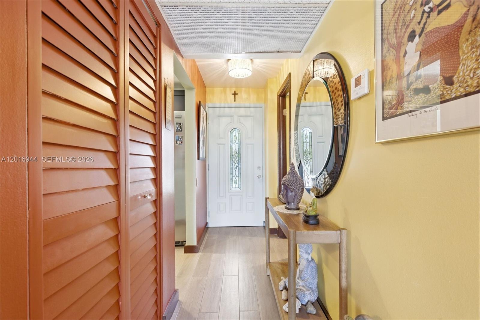 111 Royal Park Dr 2E