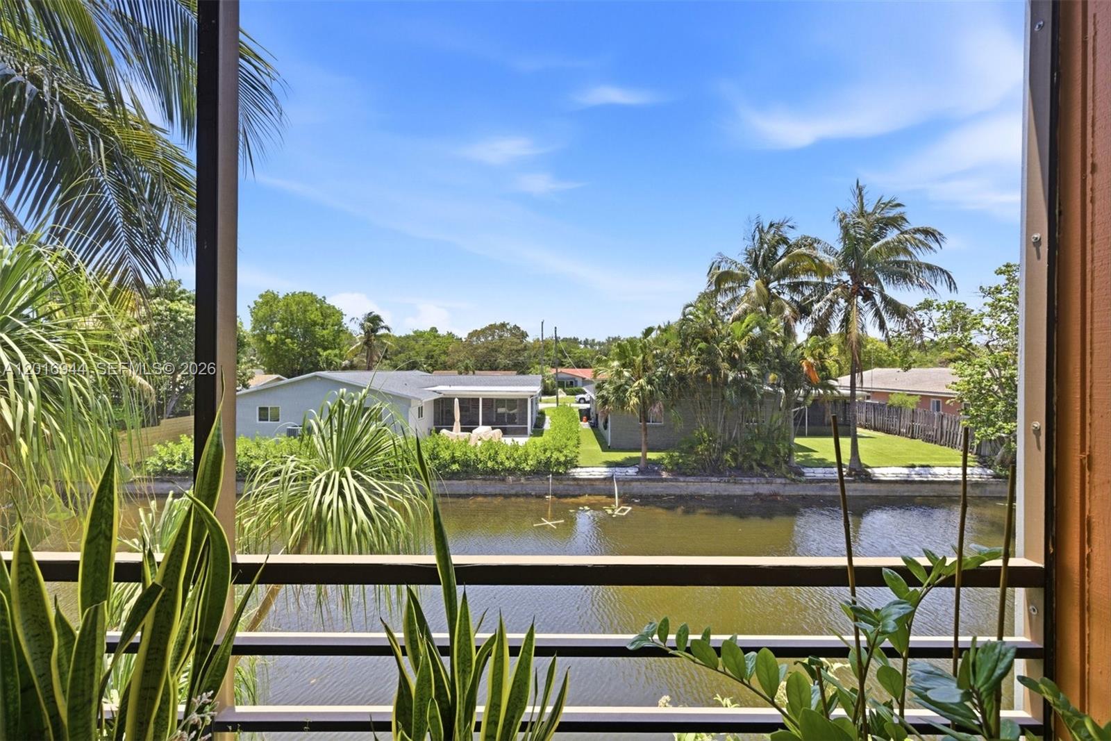 ROYAL PARK CONDO - Residential