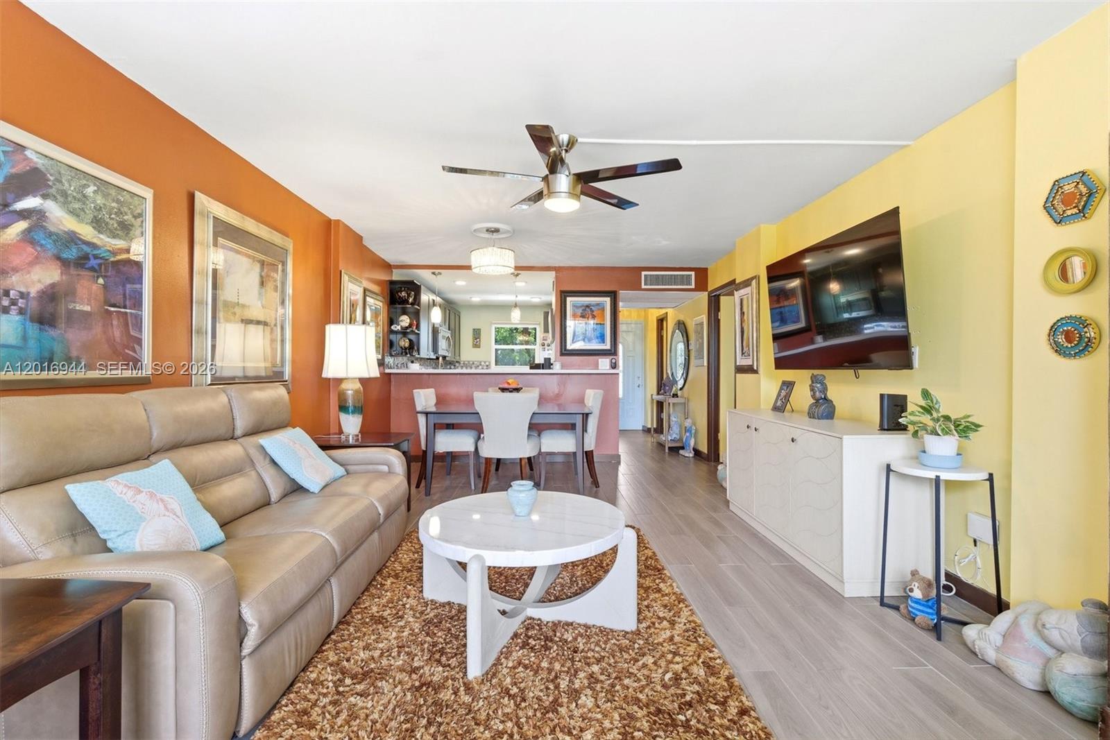 ROYAL PARK CONDO - Residential