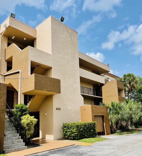 Rental Property at 402 Nw 87th Ave 204, Miami, Broward County, Florida - Bedrooms: 2 
Bathrooms: 2  - $2,600 MO.
