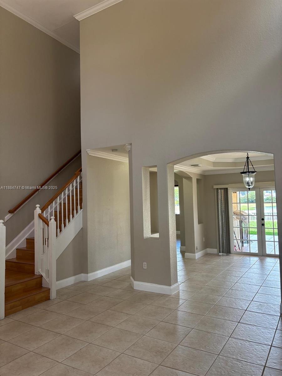 SUNSET LAKES ESTATES - Residential