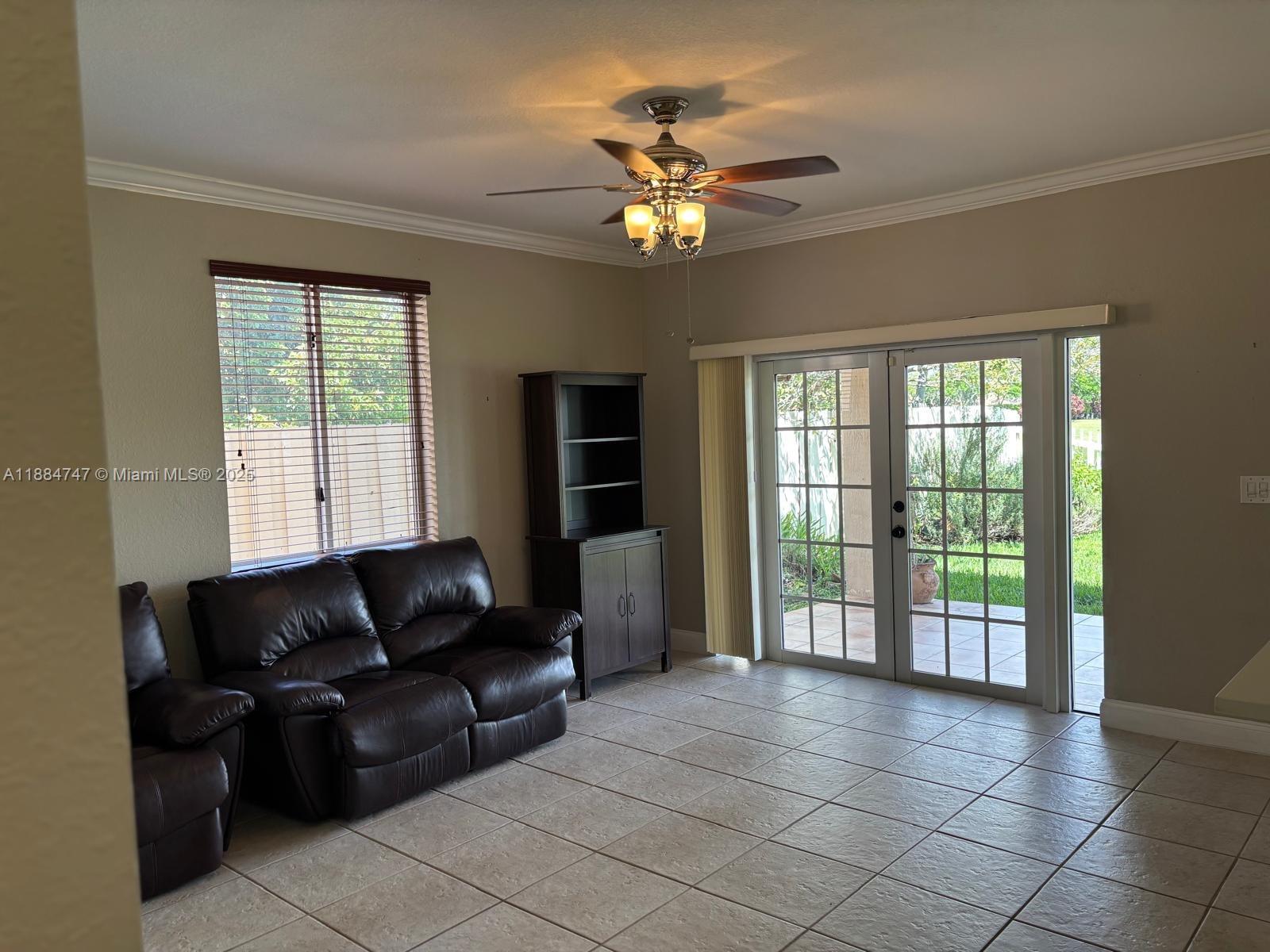 SUNSET LAKES ESTATES - Residential