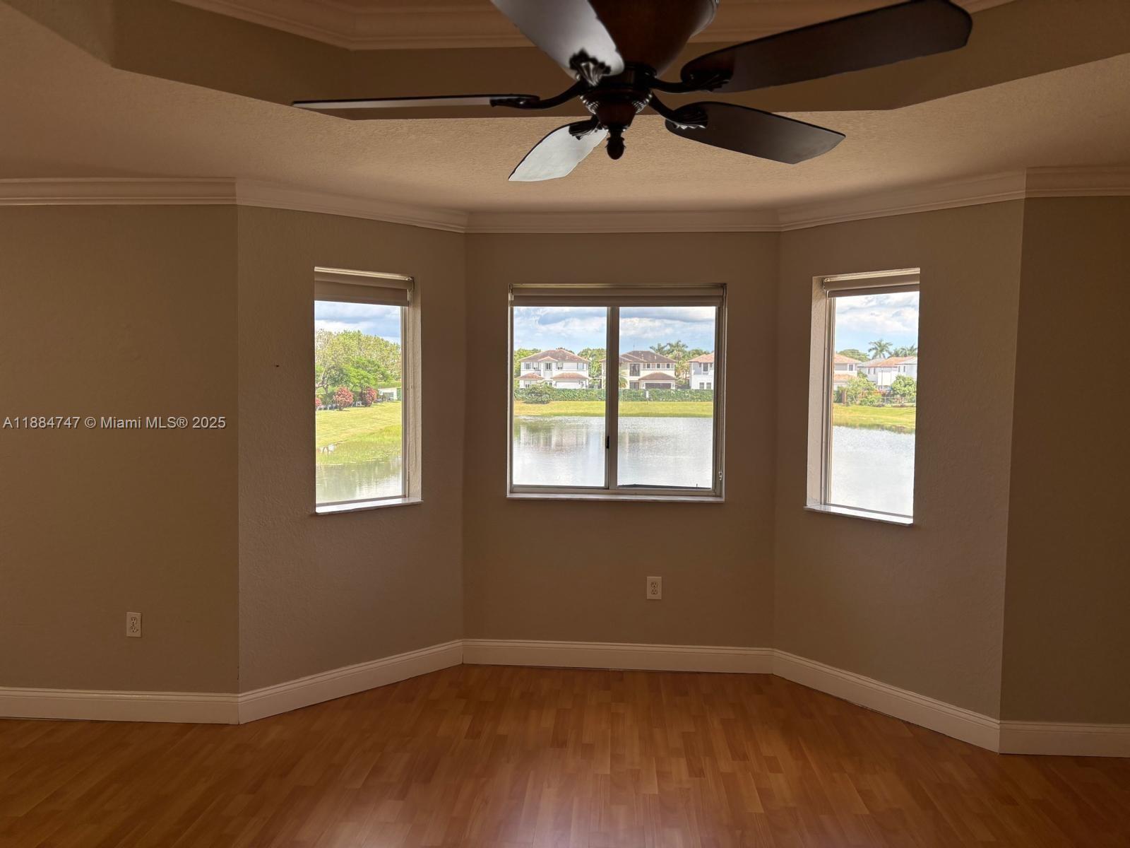 SUNSET LAKES ESTATES - Residential