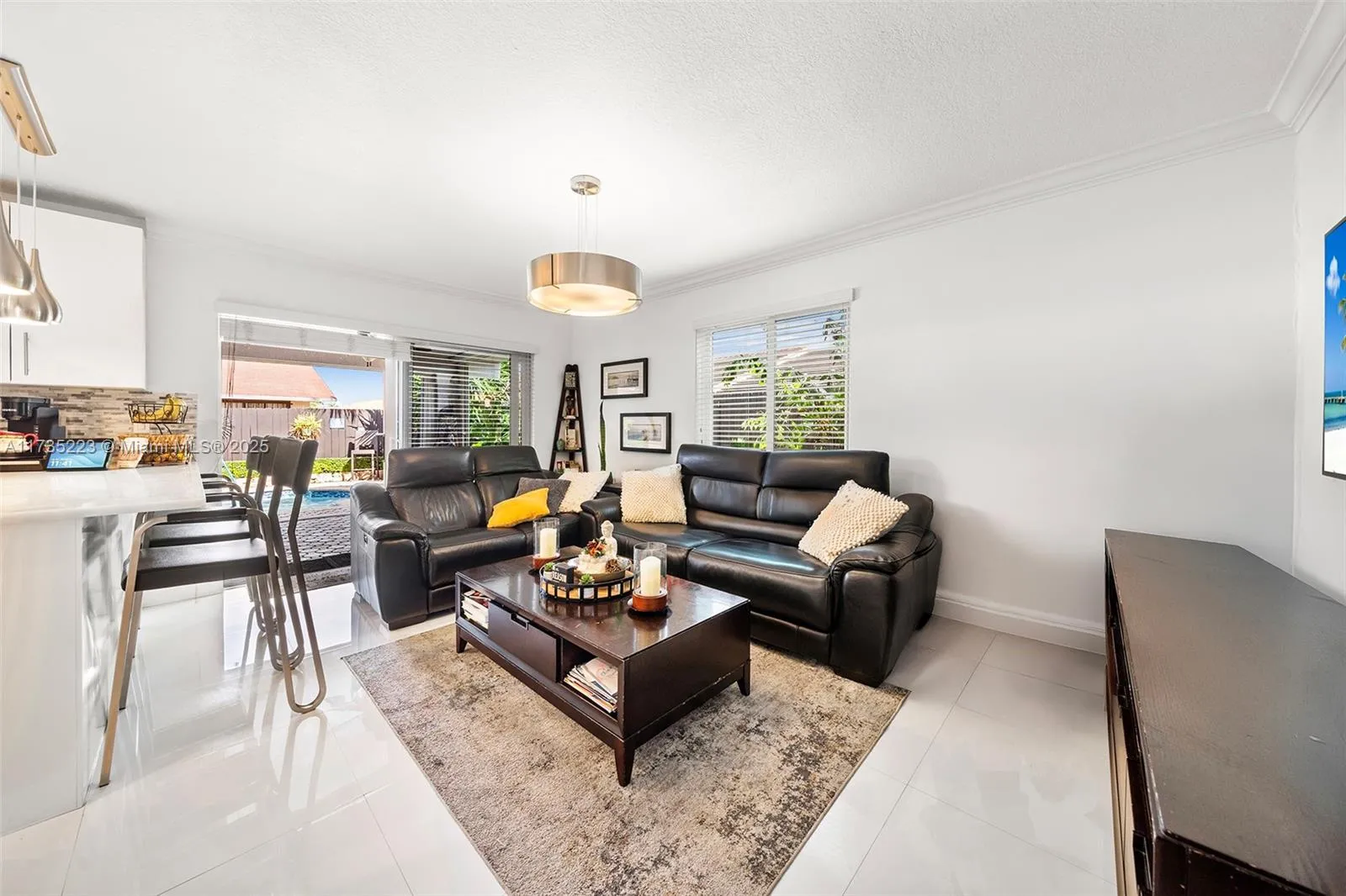 Miami, Florida 33175, United States, 4 Bedrooms Bedrooms, ,2 BathroomsBathrooms,Residential,Active,11974