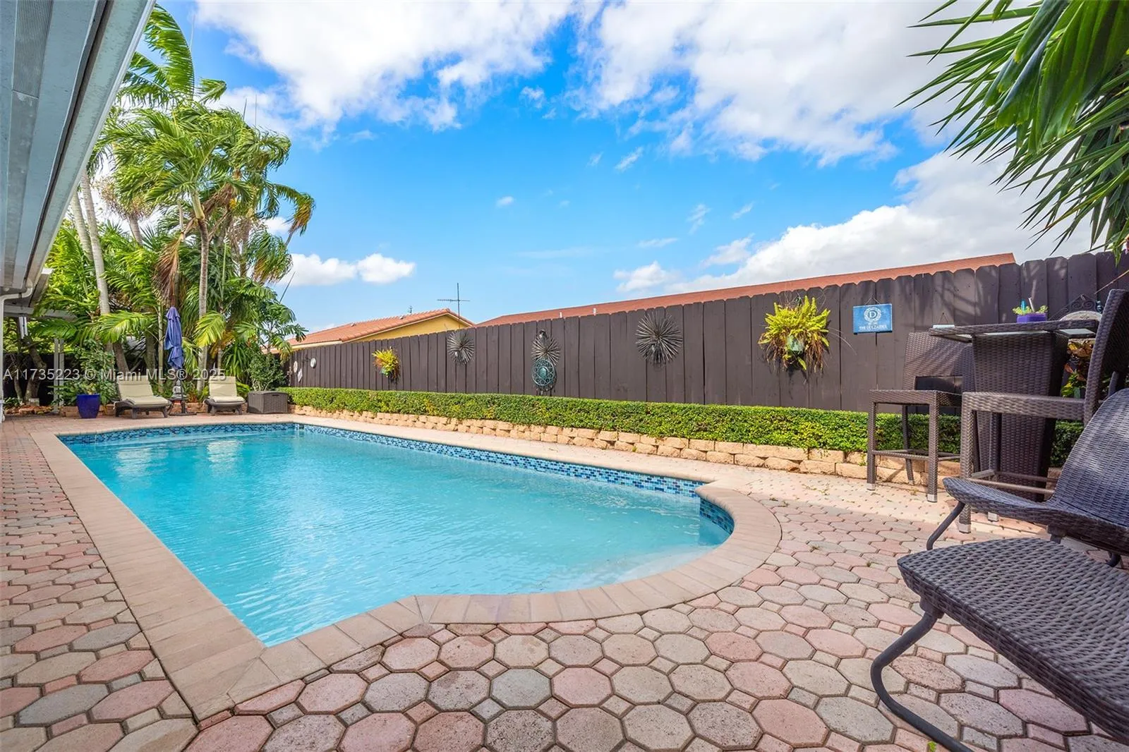 Miami, Florida 33175, United States, 4 Bedrooms Bedrooms, ,2 BathroomsBathrooms,Residential,Active,11974