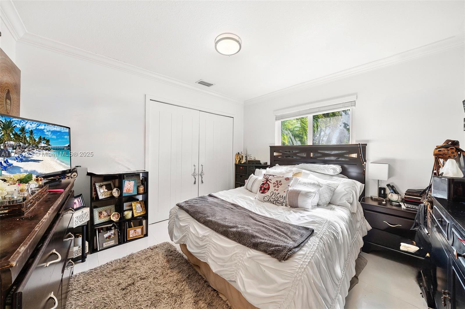 KENMORE VILLAS - Residential