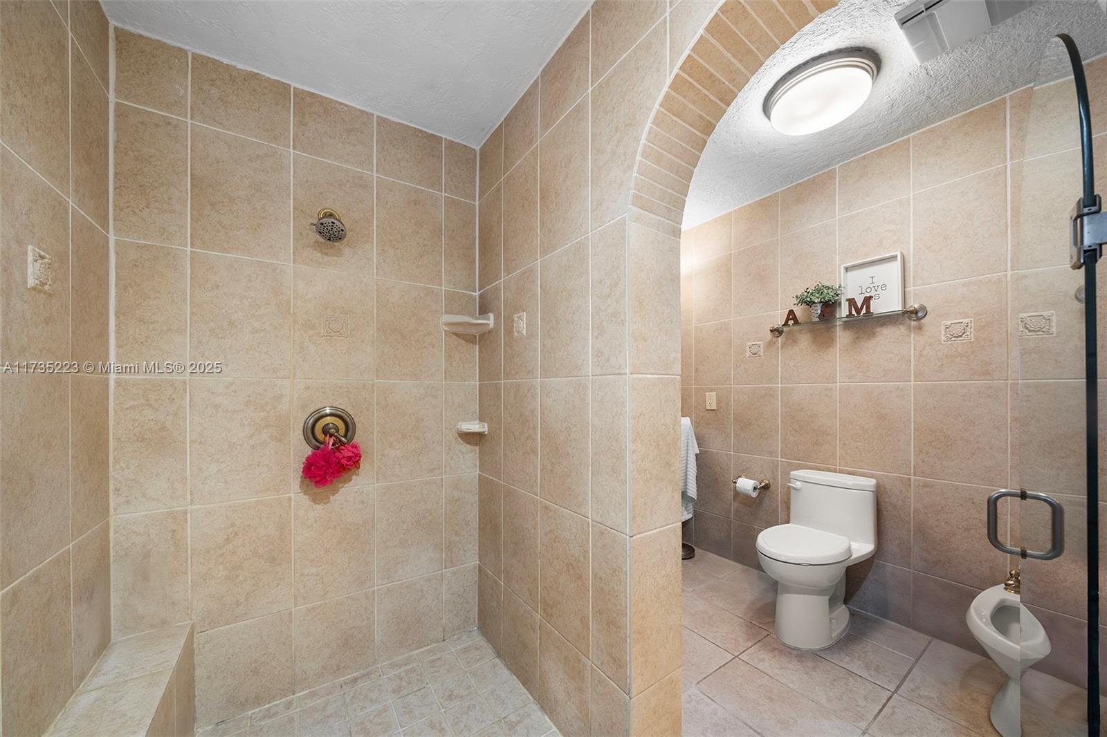 KENMORE VILLAS - Residential