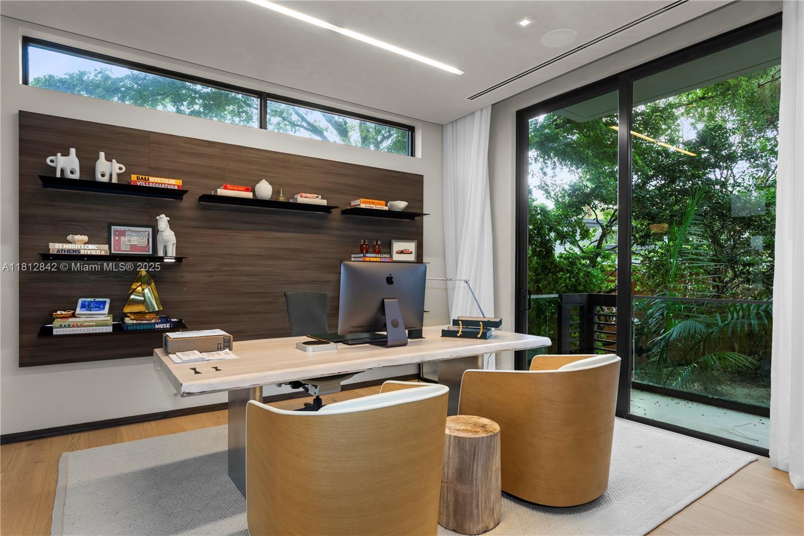 RIVO ALTO AMD - Residential Lease