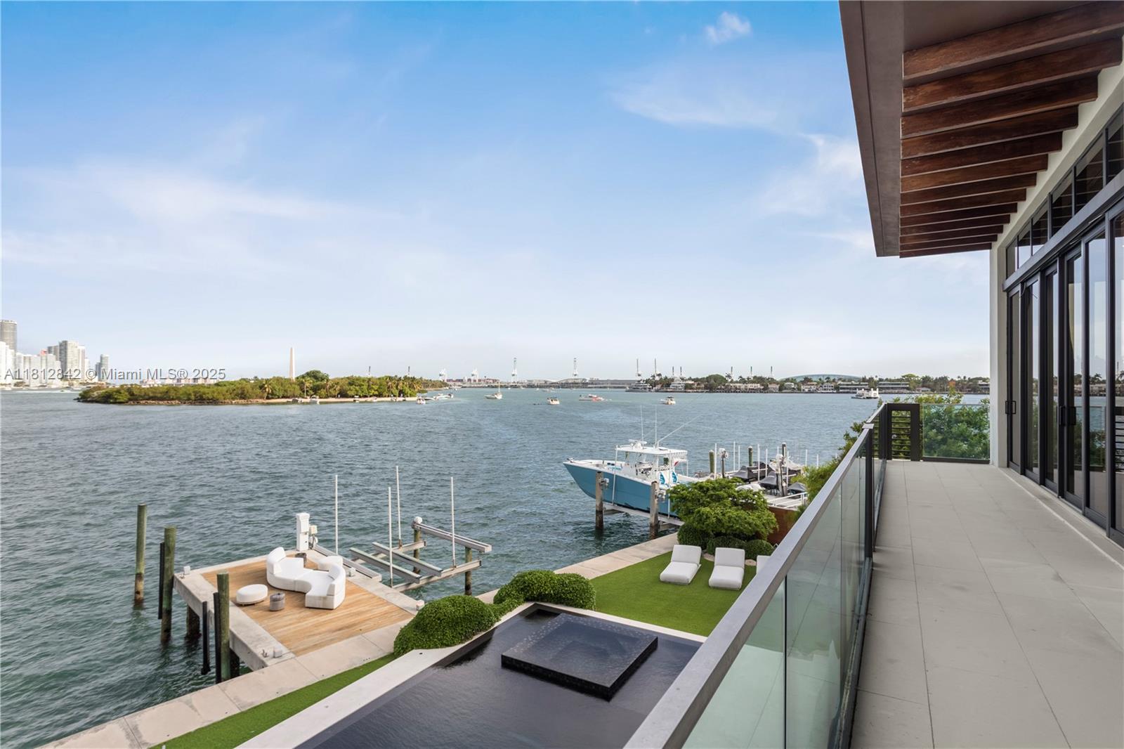 RIVO ALTO AMD - Residential Lease